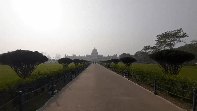 উত্তরবঙ্গের দর্শনীয় স্থান , Cooch Behar Rajbari